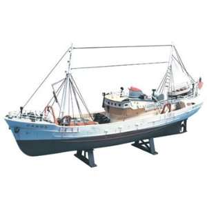  Lindberg 1/90 scale North Atlantic Fishing Trawler Toys 