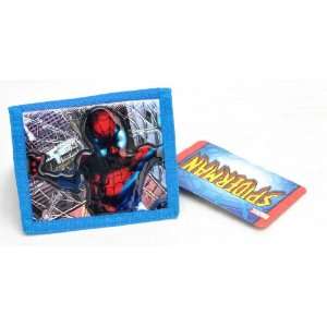 Marvel Comics Spiderman Trifold Velcro Wallet with Metal Ring and One 