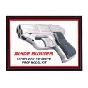  Blade Runner Leons Pistol Prop Model Kit 