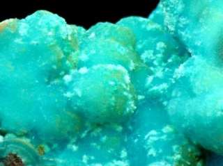 327g,NEW find ice blue HEMIMORPHITE w/aurichalcite crust  