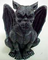Fantasy Gifts   Scary Crouching Winged Gargoyle Statue Guardian