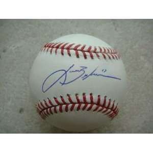  Lance Berkman Autographed Ball   Autographed Baseballs 