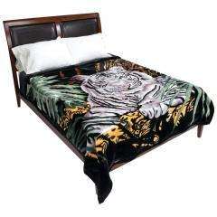 Wyndham House Cozy LUXURY POLYESTER TIGER BLANKET Fits QUEEN or KING 