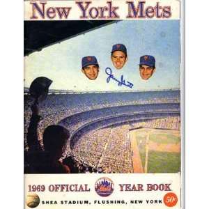   New York Mets Replica Yearbook Autographed Book