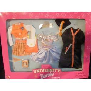  Barbie University Fashion Giftset (1998) Toys & Games