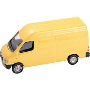    HO Die Cast Mercedes Benz Sprinter Van, Yellow Toys & Games
