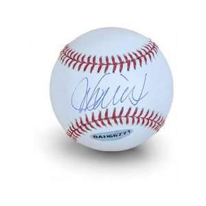  Ichiro Suzuki Autographed Baseball