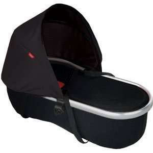  Phil and Teds Peanut Vibe Baby Sleeper in Black and Red 
