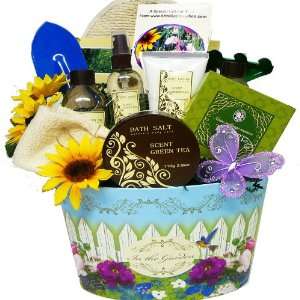   Delights Green Tea Spa Set   Bath and Body Gift Basket Beauty