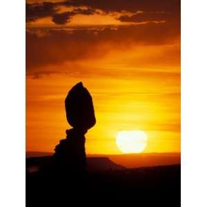 Balance Rock at Sunset, Arches National Park, Utah, USA Photographic 