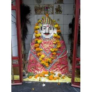  Hindu Street Shrine, Decorated with Marigold Mala 