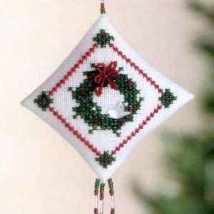  Winterbird Wreath Cross Stitch Kit Arts, Crafts & Sewing