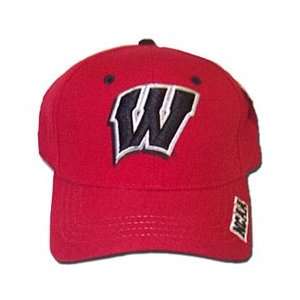 Zephyr Wisconsin Badgers Red Hat W/NCAA on Bill Sports 