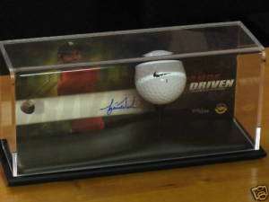 Signed Upper Deck COA Tiger Woods Driven Golf Ball  