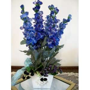  July Birth Month Flower   Dark Blue Delphiniums