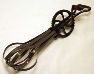 EARLY 1908 HAND CAST IRON EGG BEATER MIXER  