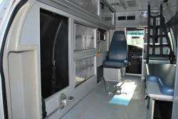 2006 Ford Ambulance by AEV   Really Nice Type II Van   FULL LED 