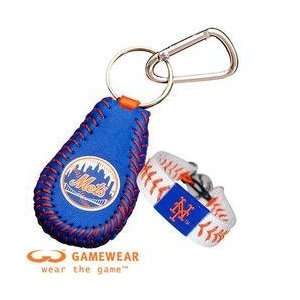 GameWear New York Mets Keychain & Bracelet Combo Sports 