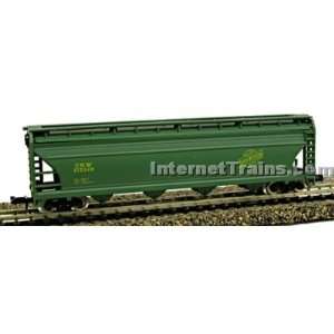   Center Flow 4 Bay Covered Hopper   Chicago & North Western Toys