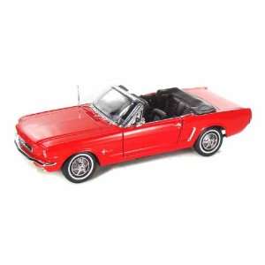  1964 1/2 Ford Mustang Convertible 1/18 Red Toys & Games