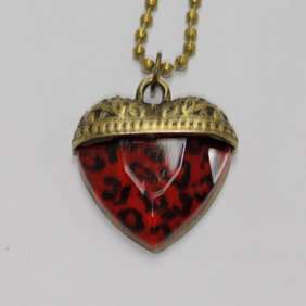 Retro Vintage Charming Jewelry Leopard Love Heart Pendant Necklace 