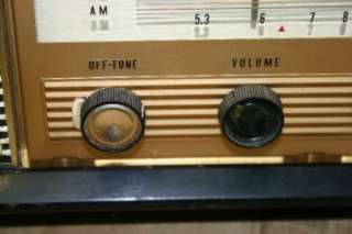 1955 DELMONICO WOODEN TABLE MODEL RADIO #TFM 99 SERIAL #23494 AM/FM 