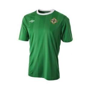  Ireland Junior Home Shirt 2010/11(11 12 yrs)  Sports 