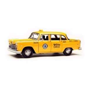  1981 Checker Cab  Los Angeles Taxi 1/18 Toys & Games