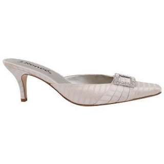 Womens J. Renee Eva Ivory Shoes 