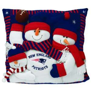 18 NFL New England Patriots Snowman Family Decorative Christmas Throw 