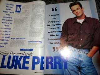 Teen 11/1992 Luke Perry Jaime Pressley Andrew Shue  