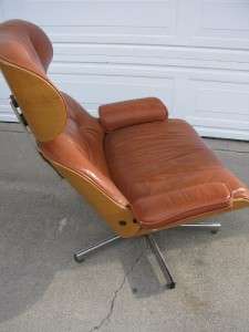   PLYCRAFT SELIG Molded PLYWOOD LEATHER Swivel LOUNGE CHAIR  