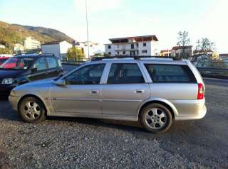 Opel vectra 1.8 sw edition 100 a Cosenza    Annunci