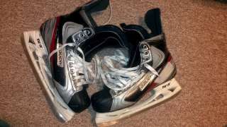   APX Detroit Red Wings NHL Pro Stock hockey Skates 10 D J. Kindl  