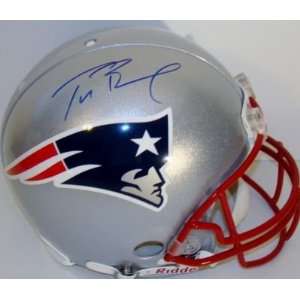 Autographed Tom Brady Helmet   F S Proline Game PSA   Autographed NFL 