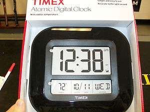 TIMEX ATOMIC DIGITAL CLOCK W INDOOR / OUTDOOR TEMPERATURE DATE & TIME