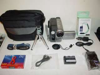 Sony Handycam DCR TRV280 Digital8 Camcorder NightShot 20x Zoom USB 