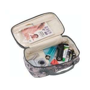 TRAVEL B927    Travel/cosmetic/toiletry bag.Main compartment with 