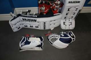   V4 Vintage 7600 V4 glove Blocker goalie pro return legacy legpads pads