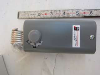Johnson A19BBC 2C  30/100°F SPDT Temperature Control, NIB  
