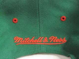 Mitchell and Ness Bucks Logo Arch Snapback in Green NWT $50  