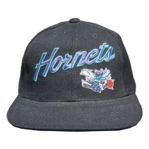 Vintage Charlotte Hornets Adjustable Snap Back Hat Cap   Black  